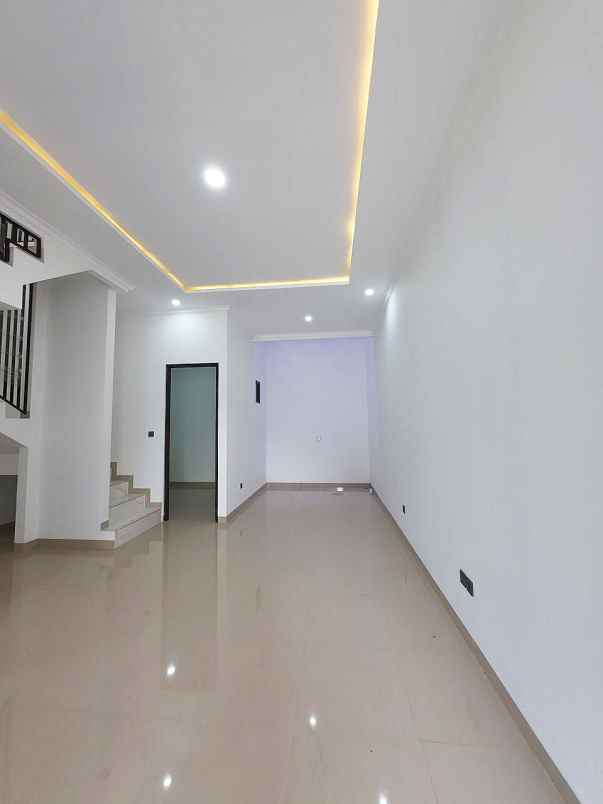 dijual rumah jatimekar