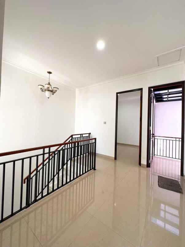dijual rumah jatimekar