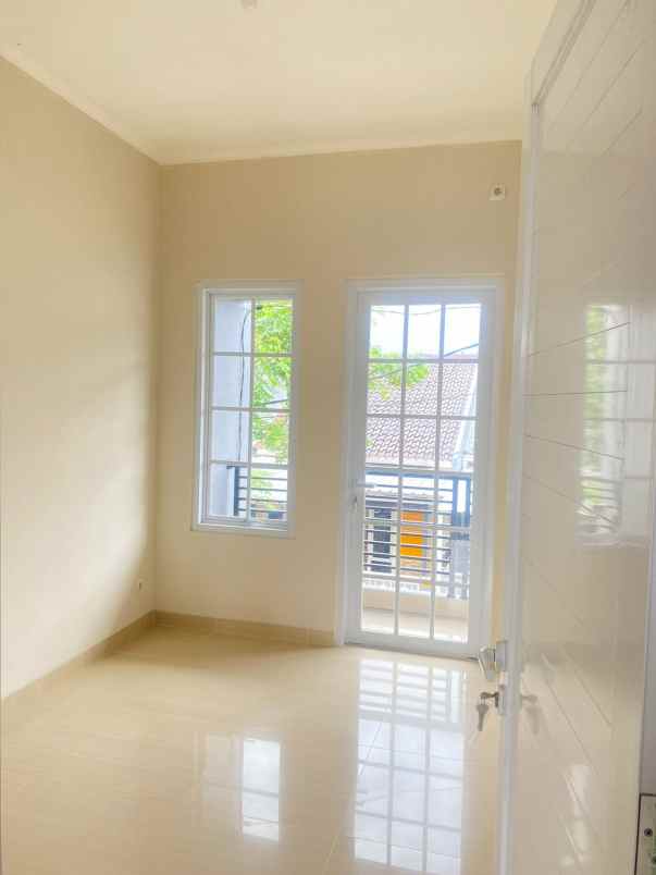 dijual rumah jatimekar