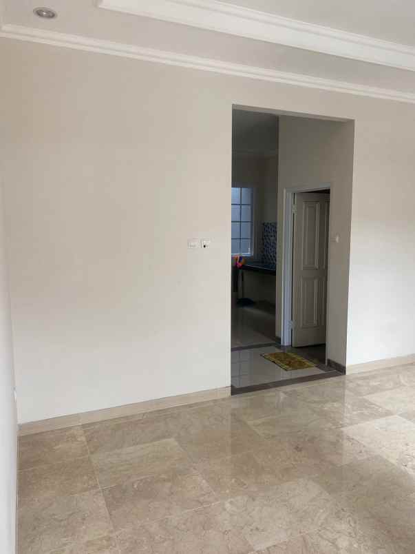 dijual rumah jatimekar