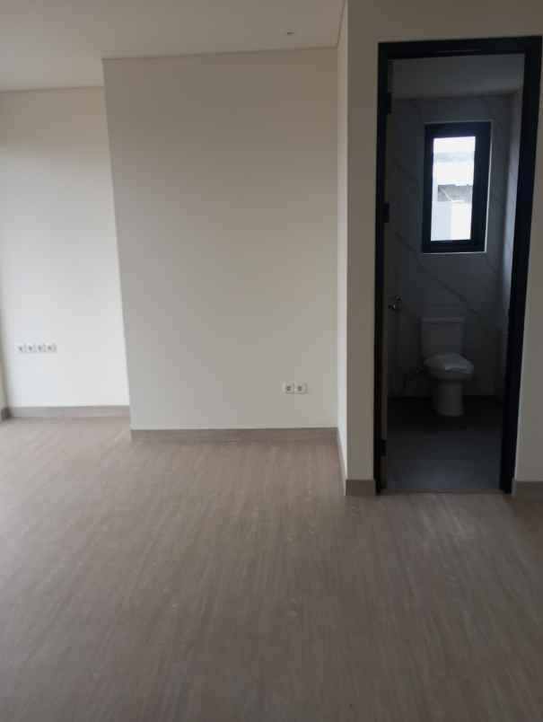 dijual rumah jl bambu apus raya bambu