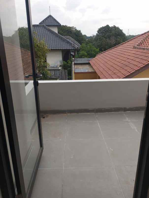 dijual rumah jl bambu apus raya bambu