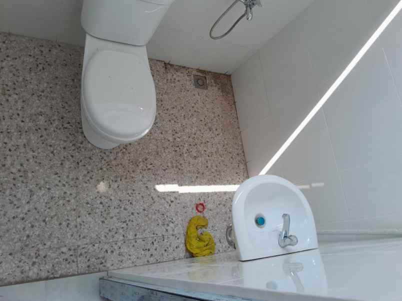 dijual rumah jl ciganitri buahbatu bandung