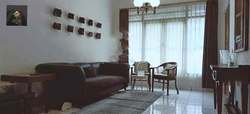 dijual rumah jl ciumbuleuit