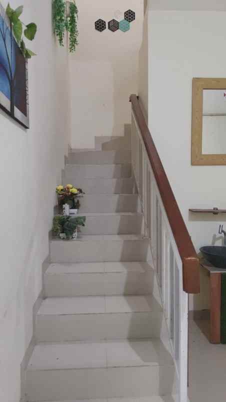 dijual rumah jl dipati unus the royal