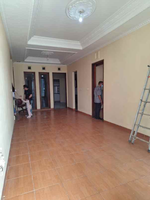 dijual rumah jl gebang mas pulogebang