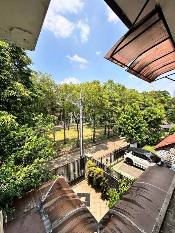 dijual rumah jl hang jebat
