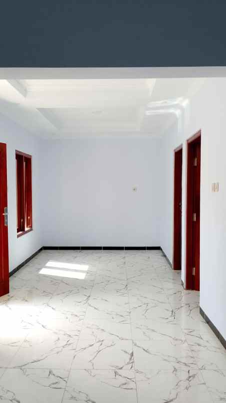 dijual rumah jl imogiri barat