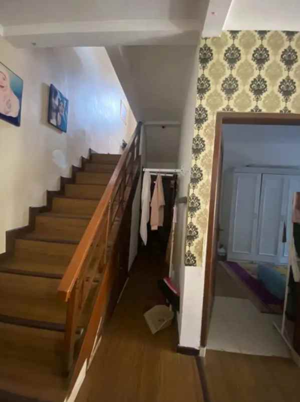 dijual rumah jl jupiter barat margahayu