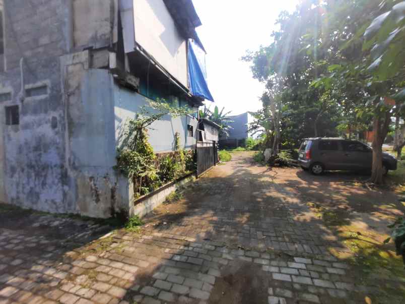 dijual rumah jl kaliurang