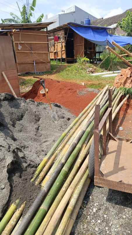 dijual rumah jl kebayunan