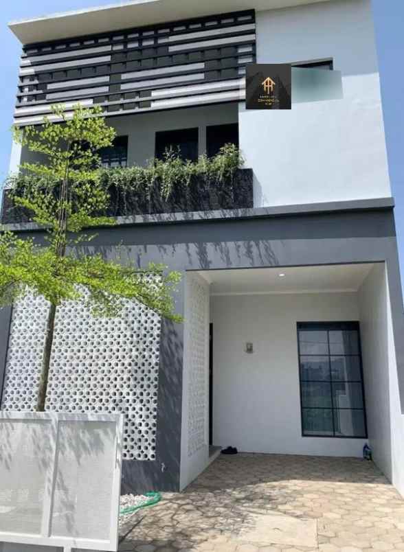 dijual rumah jl lembang