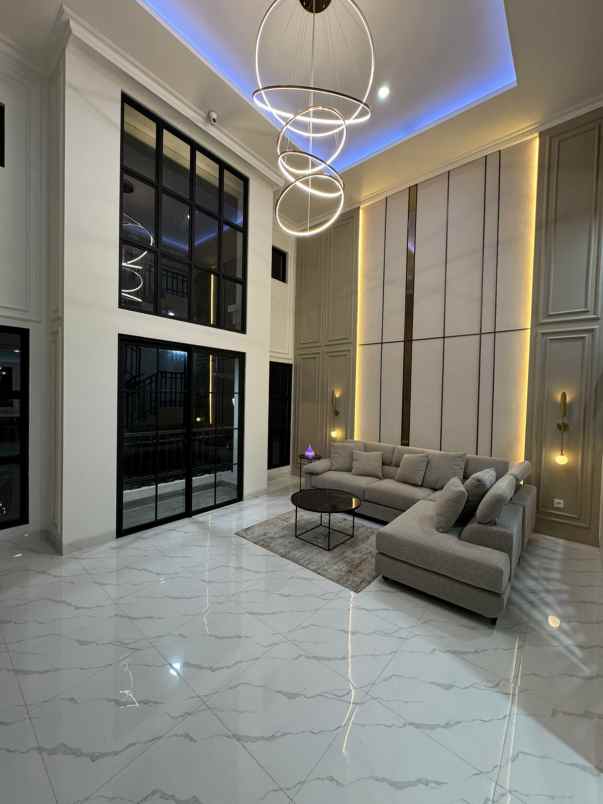 dijual rumah jl mampang prapatan 10