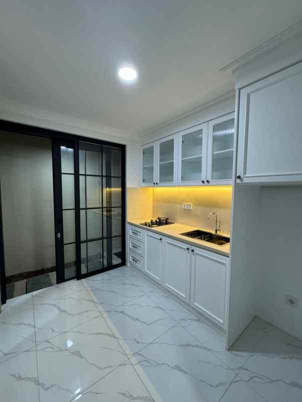 dijual rumah jl mampang prapatan 10