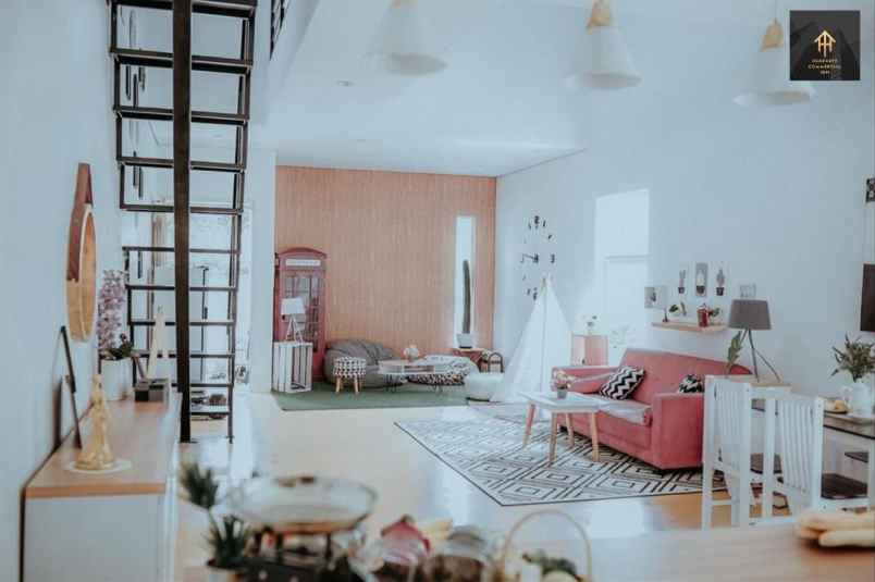 dijual rumah jl padasuka cicaheum