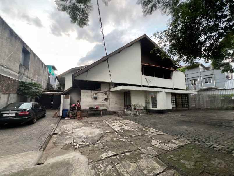 dijual rumah jl pegambiran pulogadung