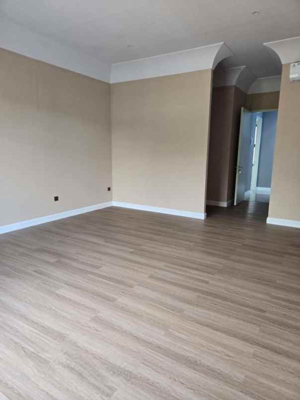 dijual rumah jl penyelesaian tomang