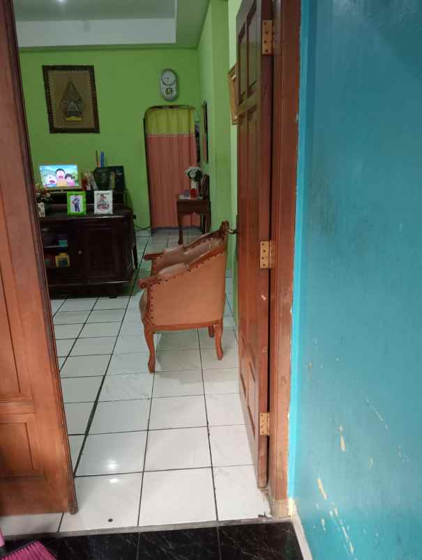 dijual rumah jl pondok bambu duren