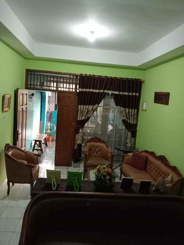 dijual rumah jl pondok bambu duren