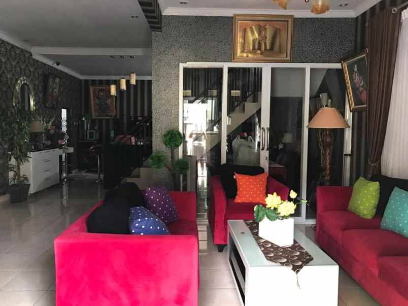 dijual rumah jl raya cibeureum mulyaharja