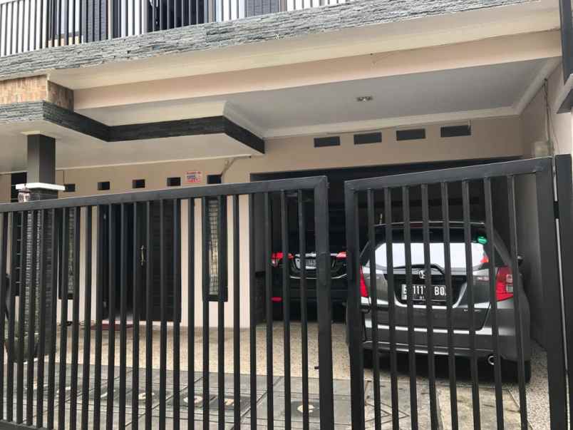 dijual rumah jl raya cibeureum mulyaharja