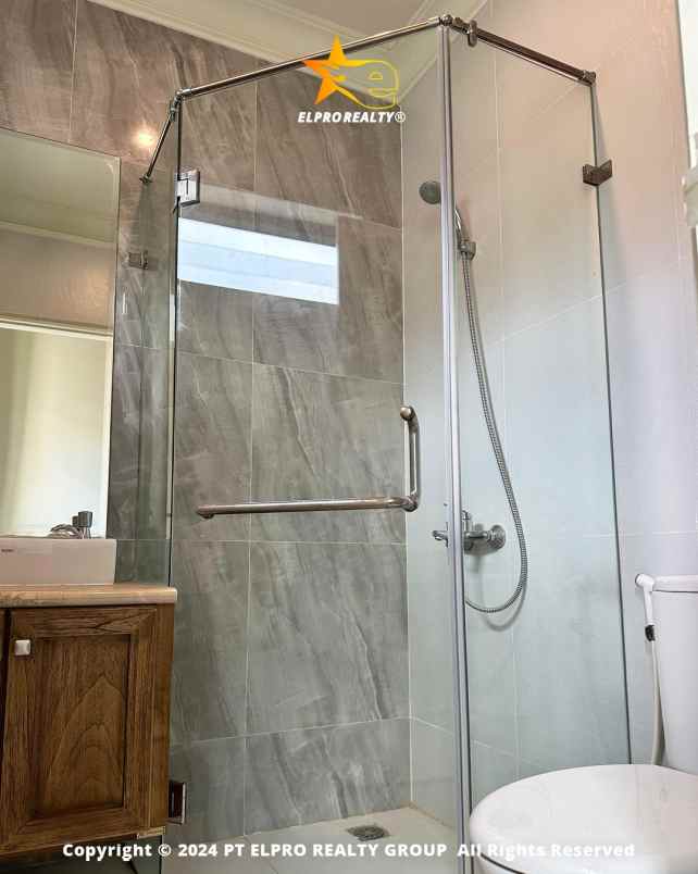 dijual rumah jl raya jurang mangu