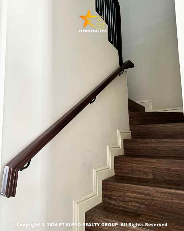 dijual rumah jl raya jurang mangu