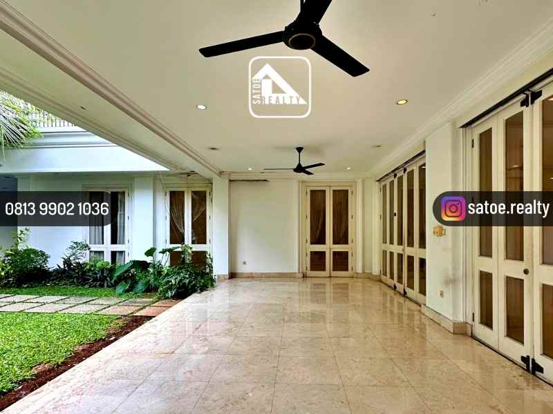 dijual rumah jl sriwijaya selong