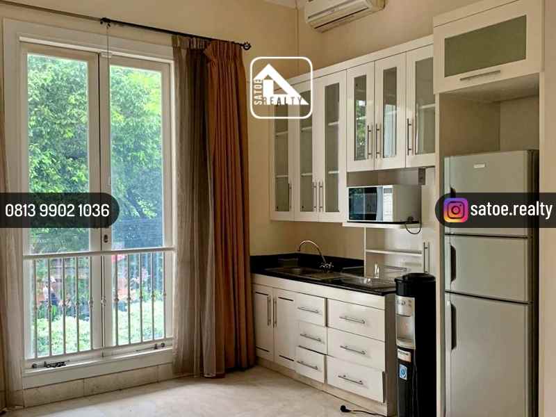 dijual rumah jl sriwijaya selong