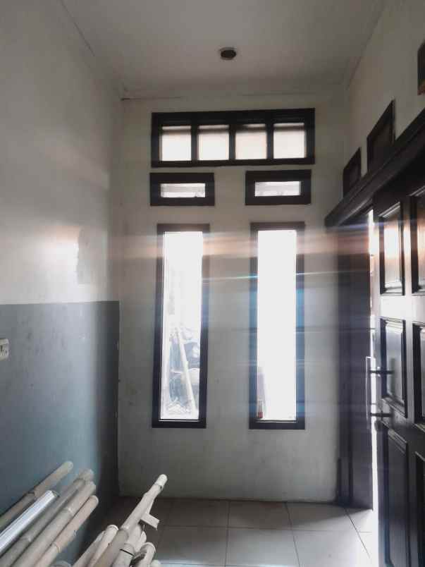 dijual rumah jl sukaati mengger