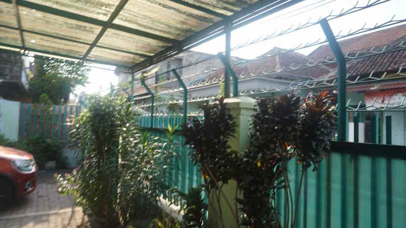 dijual rumah jl tlogo suryo