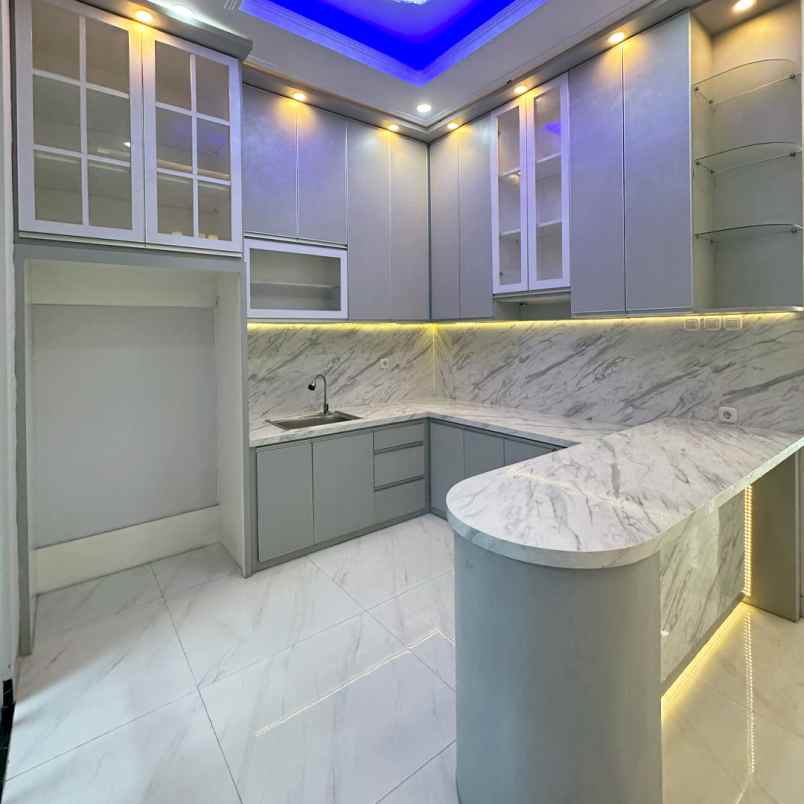 dijual rumah jl waru kebagusan ps