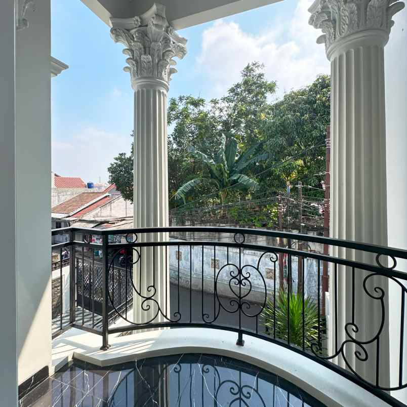 dijual rumah jl waru kebagusan ps