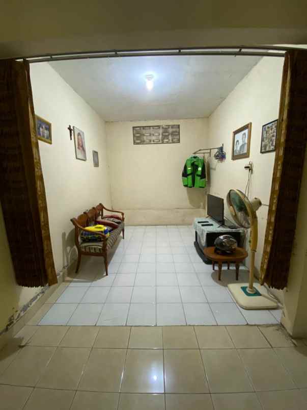 dijual rumah jl wonocatur gg manggis