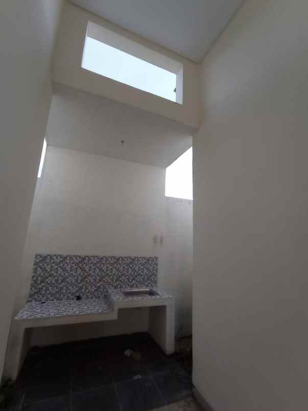 dijual rumah jln palapa gn terang kec