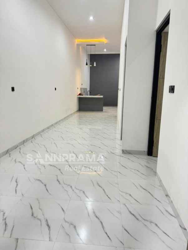 dijual rumah kaliabang tengah