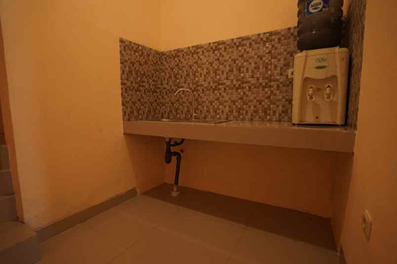 dijual rumah kelapa dua tangerang