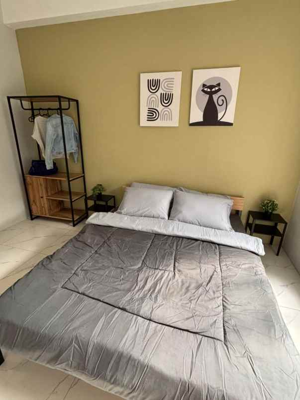 dijual rumah kembar mas