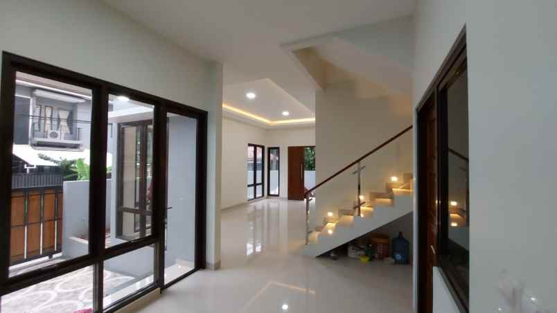 dijual rumah komplek bintara bekasi