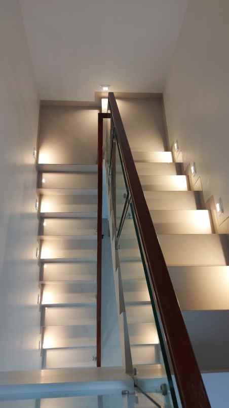 dijual rumah komplek bintara bekasi