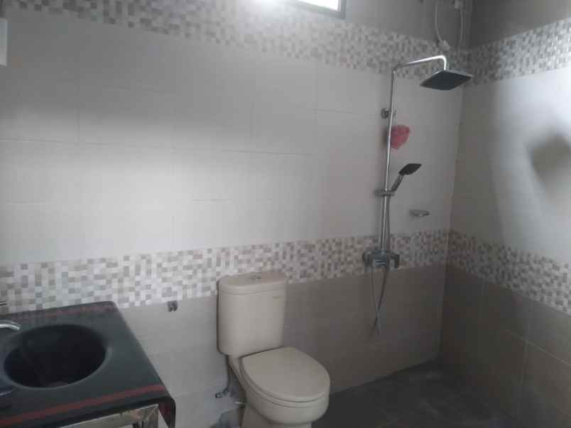 dijual rumah komplek puri dago antapani