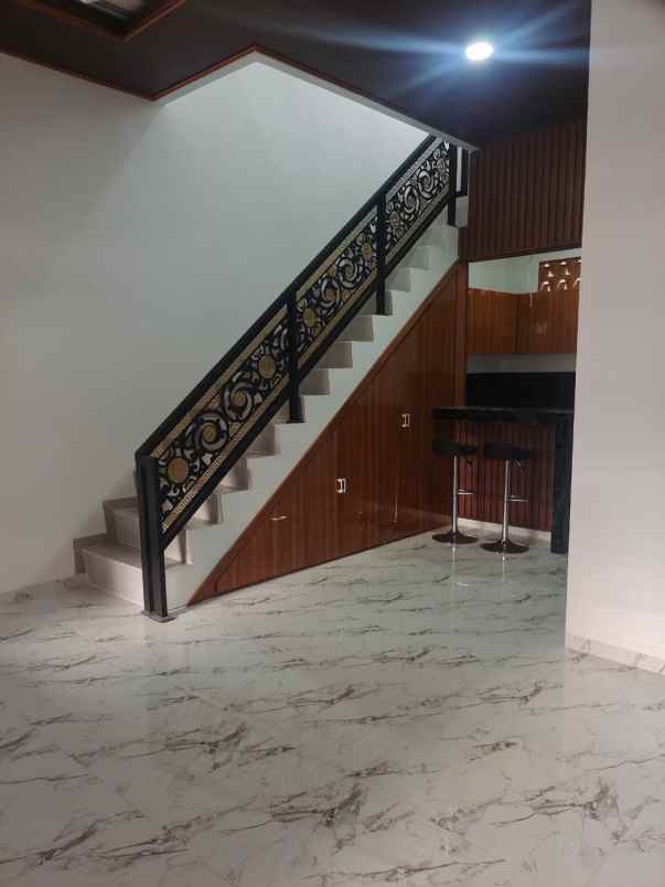 dijual rumah kopo permai iii cibaduyut