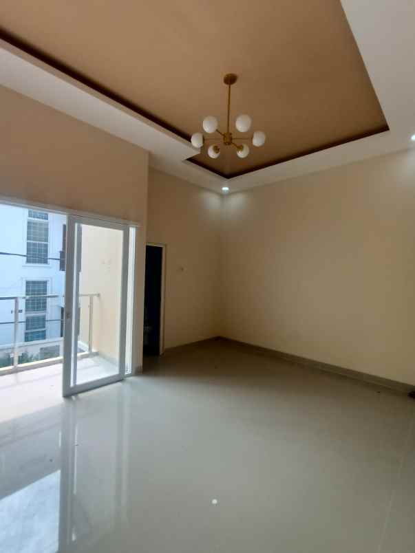 dijual rumah kota harapan indah bekasi