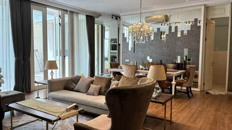 dijual rumah la riz ville pakuwon indah