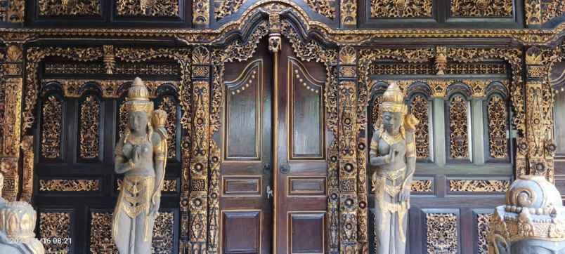 dijual rumah lebak bulus