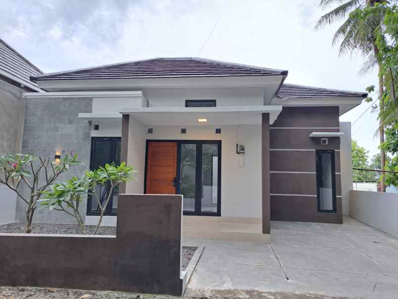 dijual rumah lemahdadi