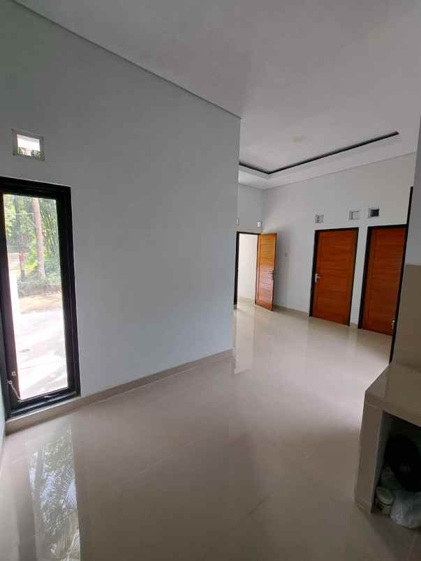 dijual rumah lemahdadi