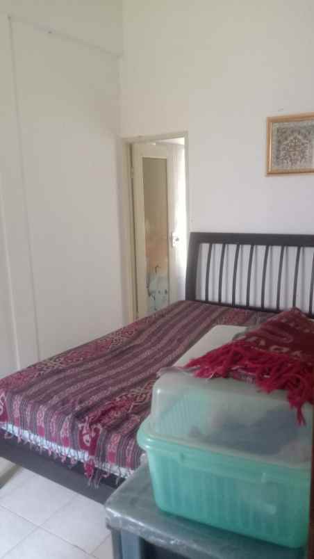 dijual rumah lokasi strategis di jl bumi sariwangi 1