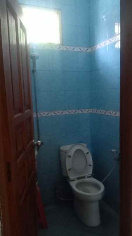 dijual rumah lokasi strategis di jl bumi sariwangi 1