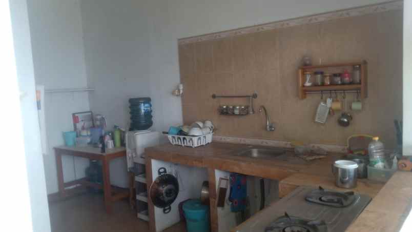 dijual rumah lokasi strategis di jl bumi sariwangi 1